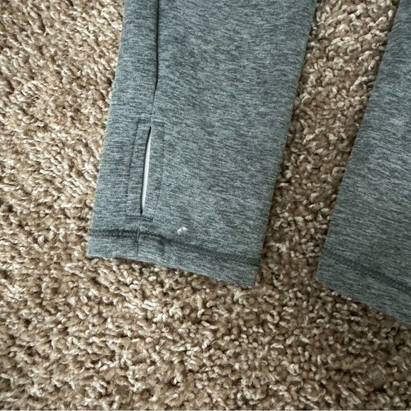 Under Armour Women’s Lightweight Gray‎ Fleece Lined 1/4 Zip Jacket Size Medium - Picture 9 of 9